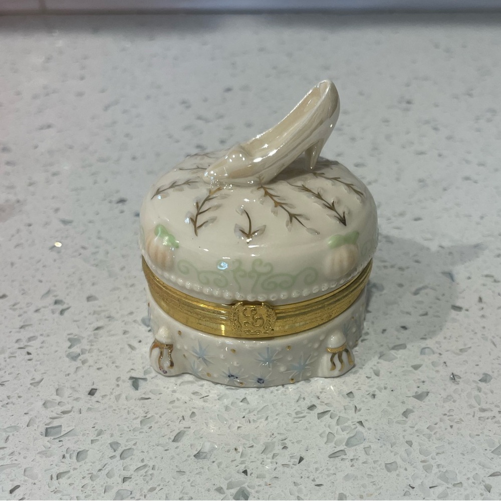 Lenox Cinderella’s Enchanted Slipper Treasure Box